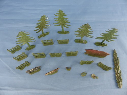 CBG QUIRALU ? lot de sapins sujets animaux barrières plomb ech : 0 pour trains - Picture 4 of 4
