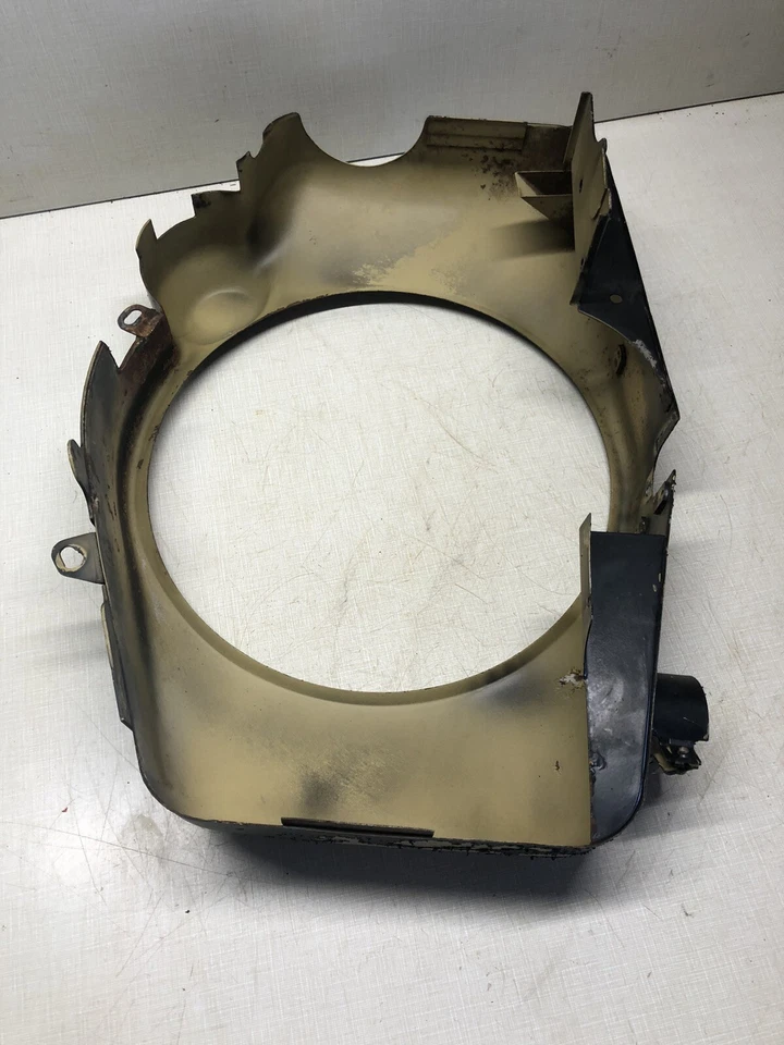 Carcasa soplador motor Onan CCKA Allis Chalmers 616 Power Max tractor Foto 3 de 4