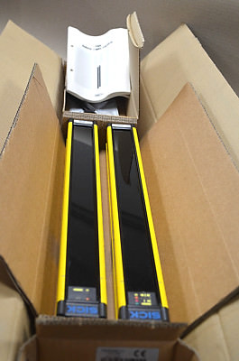 SICK Sender 14-FGS FGSS450-11 / Empfänger 14-FGS FGSE450-11 Lichtvorhang NEU 