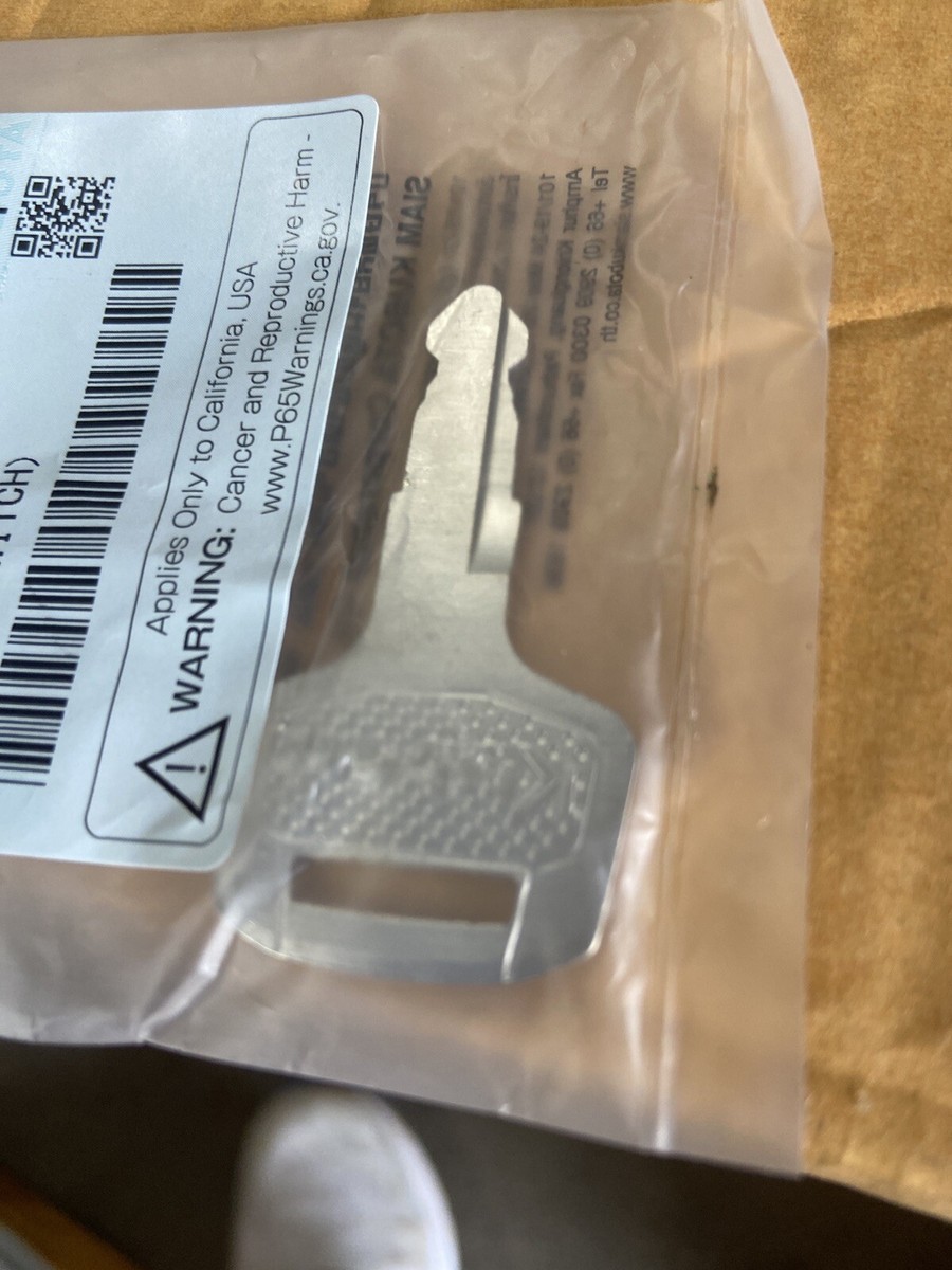 New Ignition Key for Kubota BX2680 TC832-31810 BX1880 BX2380 BX23S