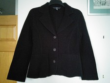Tcm 100% Pure New Wool Blazer Black 3 Button, Side Panels, Light Shoulder Pads.