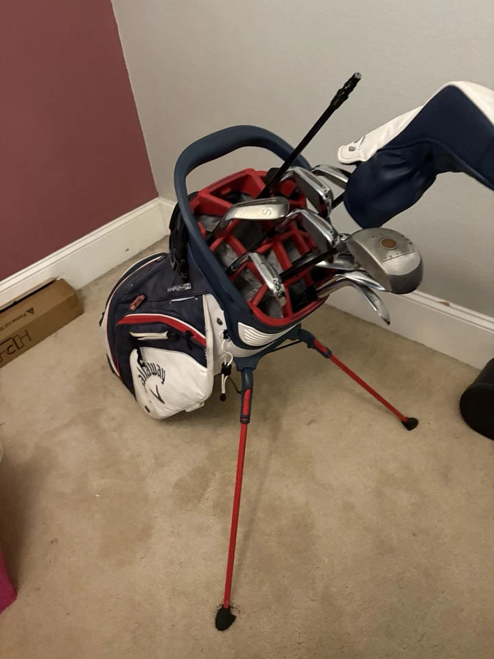 Carrito y palos de golf Callaway Foto 2 de 4