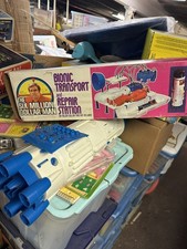 1975 Kenner Six Million Dollar Man Bionic Transport Repair Station Unused MIB
