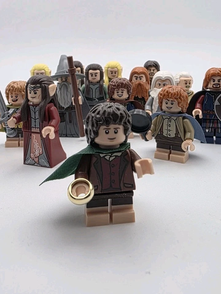 LEGO: LOTR Minifiguras Rivendel Lote de 15 - Nuevas con accesorios Foto 2 de 4