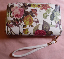 Womens Beautiful Floral 2 Compartment zip wristlet/clutch organizer wallet NWOT