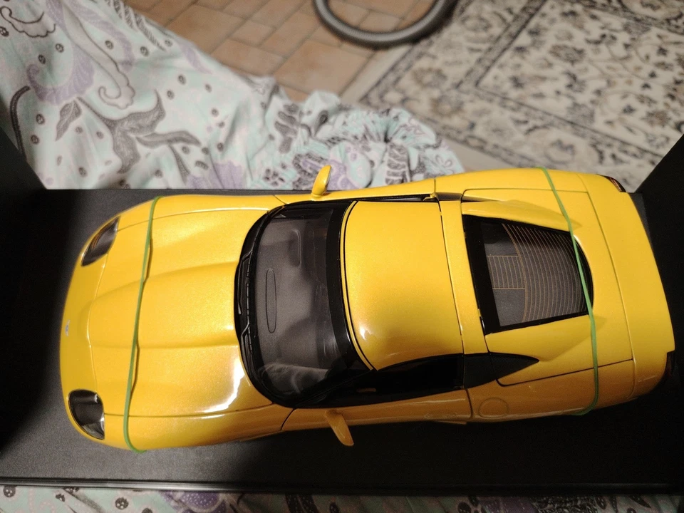 Autoart Performance  Callaway Corvette C12 1/18  Diecast  - Immagine 2 di 4