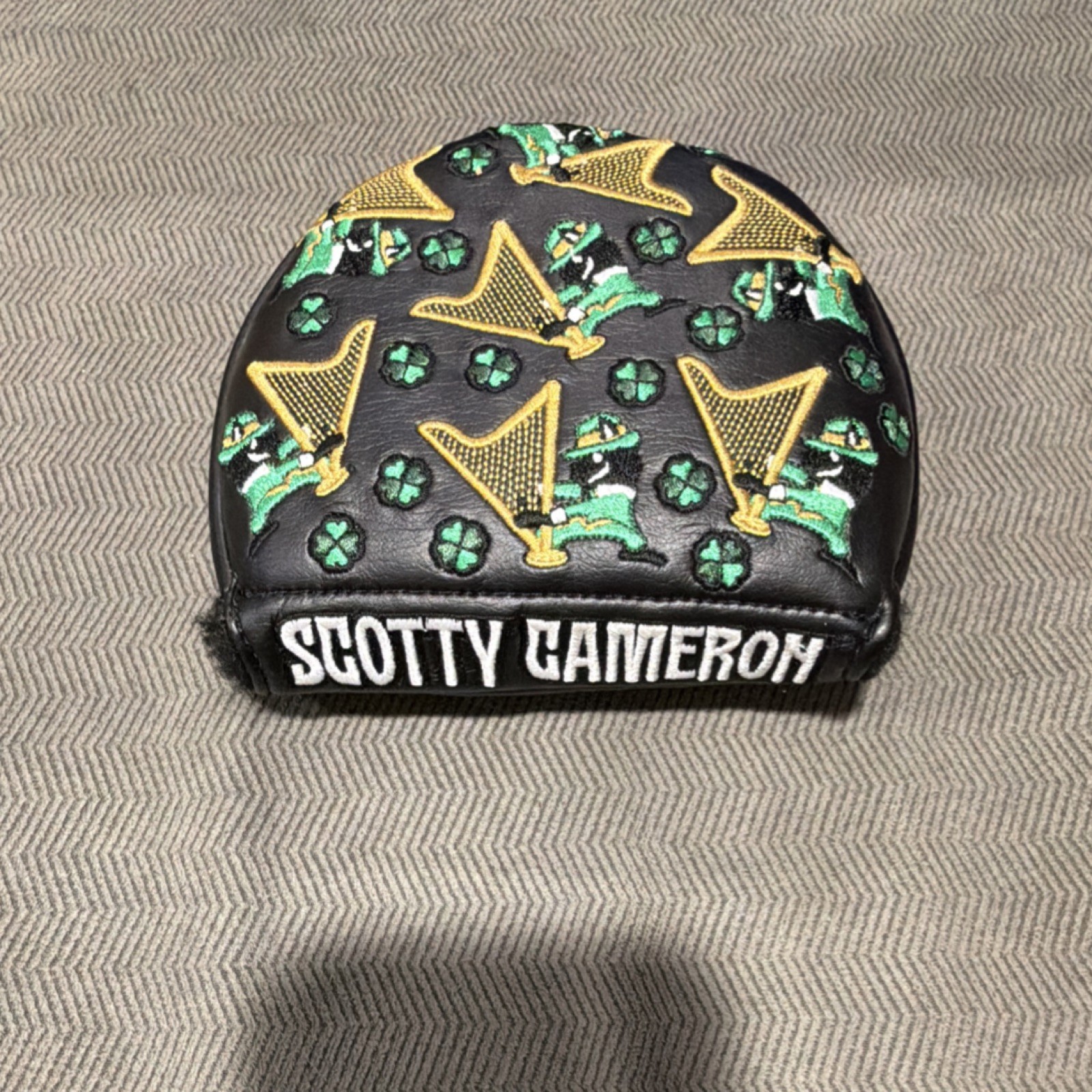 Scotty Cameron Dueling Harps round mallet cover