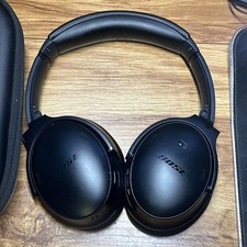 Bose QuietComfort Wireless Over-Ear Headphones - Black