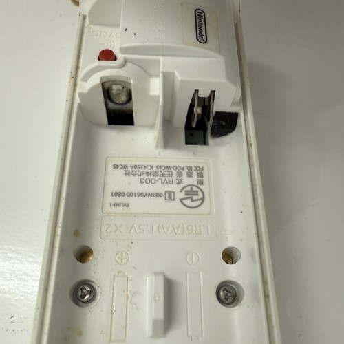 Official Nintendo Wii Remote, Classic Controller, Nunchuck, Motion Plus & Skin - Picture 11 of 11