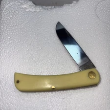 CASE XX KNIFE - LARGE SOD BUSTER YELLOW HANDLES - "CARBON STEEL BLADE" - 4 5/8"
