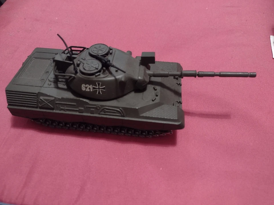 LEOPARD KPZ Marca Solido Scala 1/50 Modellino Carro Armato - Immagine 3 di 4