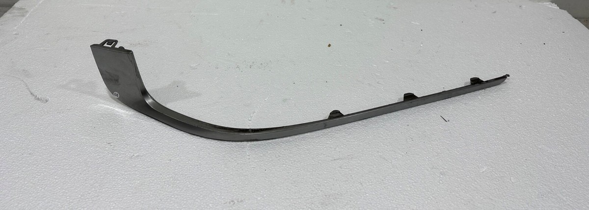 【のばら】 2020-2022 HYUNDAI PALISADE REAR RIGHT BUMPER COVER MOLDING SILVER