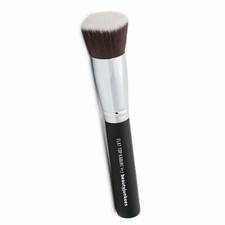 Flat Top Kabuki Foundation Brush - Professional High Density Makeup Brush