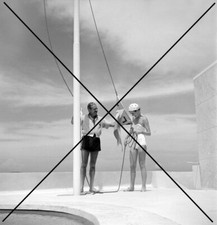 PHOTO DE RAYMOND LOEWY ET SA F…