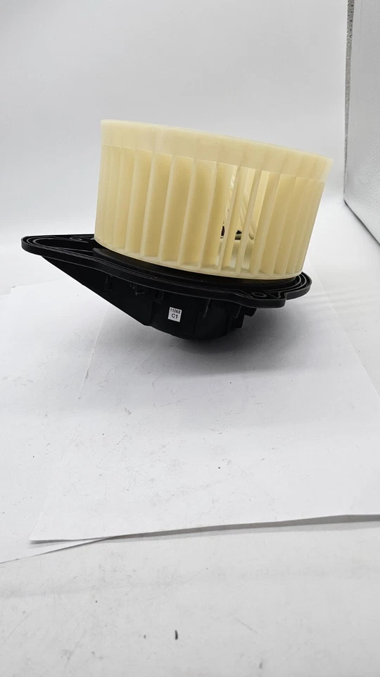 Motor soplador calentador aire acondicionado URO 6820812 con jaula se adapta a Volvo Foto 4 de 4