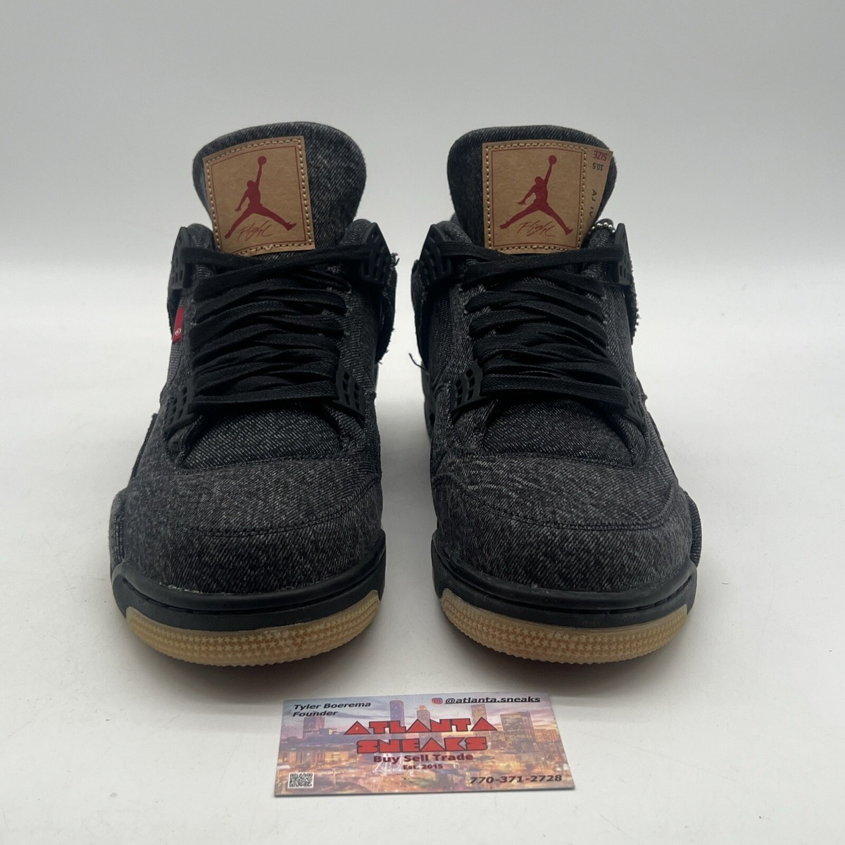 Size 10.5 - Levi's x Air Jordan 4 Retro Black Denim (A02571 Size 10.5 - Levi's x Air Jordan 4 Retro Black Denim (A02571