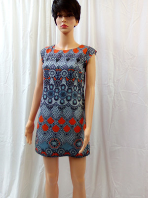 DRESS UNBRANDED SIZE 0  Design 