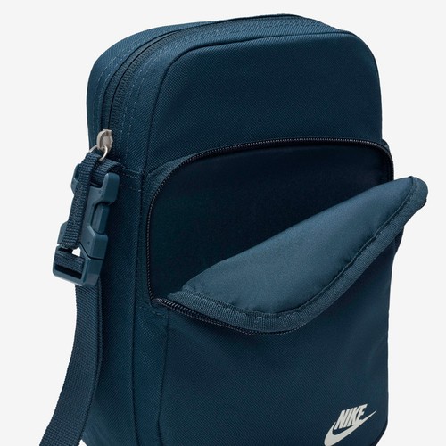 Nike Crossbody Bag Fanny Hip Waist Belt Pack Unisex Adults Navy NWT DB0456 478 - Picture 7 of 15