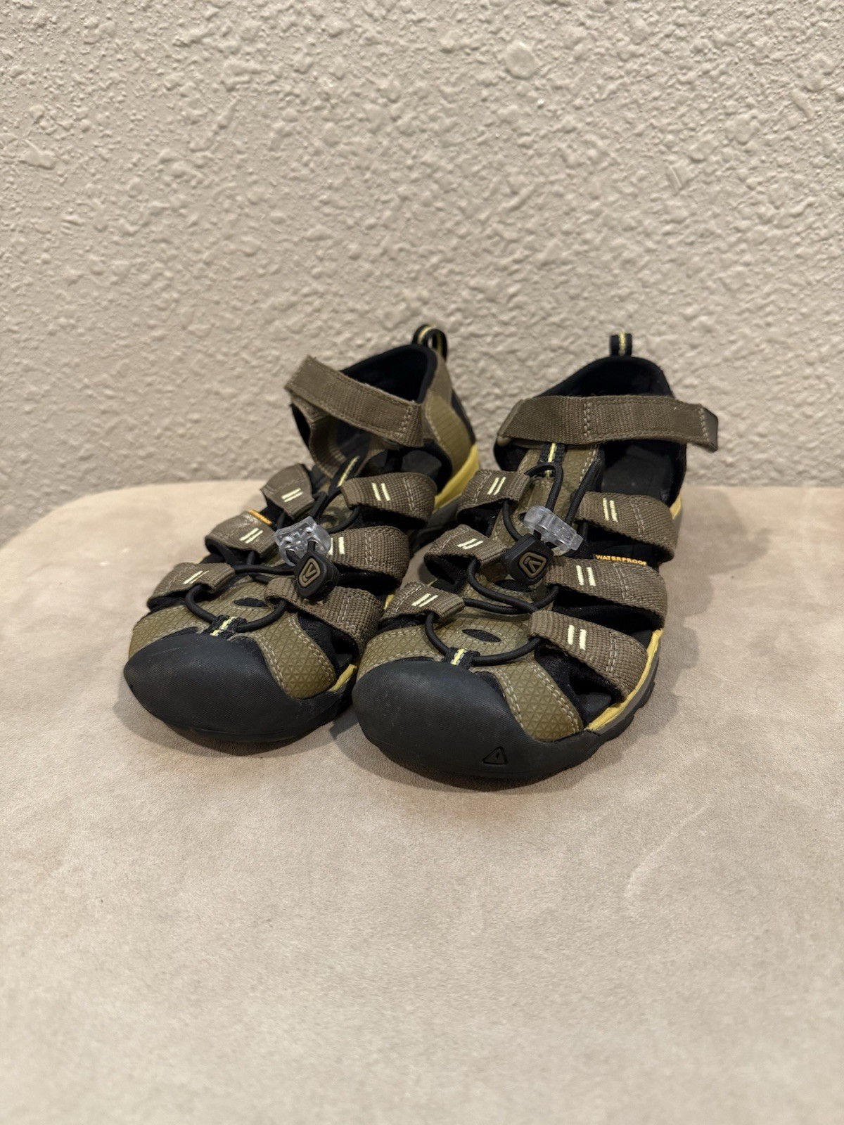 KEEN Newport H2 sandali giovanili US 3 scarpe da trekking impermeabili