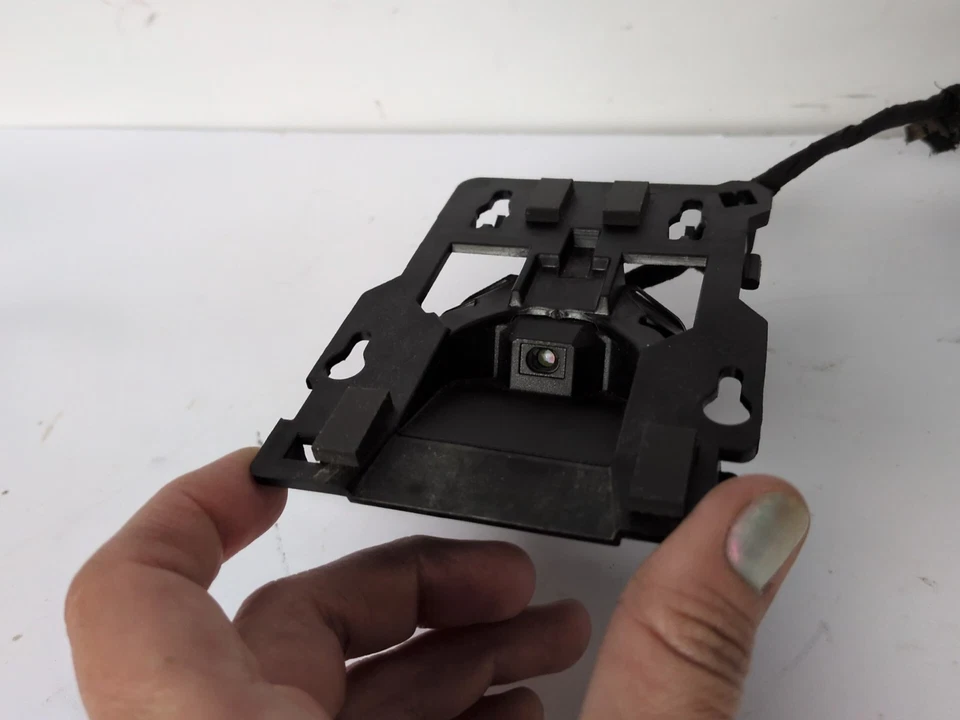 Buick Enclave 2014 2015 2016 2017 cámara de visión frontal 23340011 W carcasa OEM Foto 2 de 4