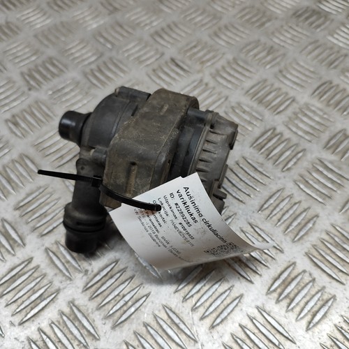 BMW 5 G30 2019 Zusatzwasserpumpe 392024064