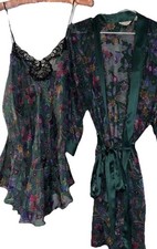 Vtg Victoria  s Secret Gold Label M 90s Green Floral Robe  Matching Chemise Slip