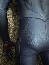 Hot Toys Marvel Spider-Man 2099 Black Suit Collectible Figure (VGM42) - Image 3