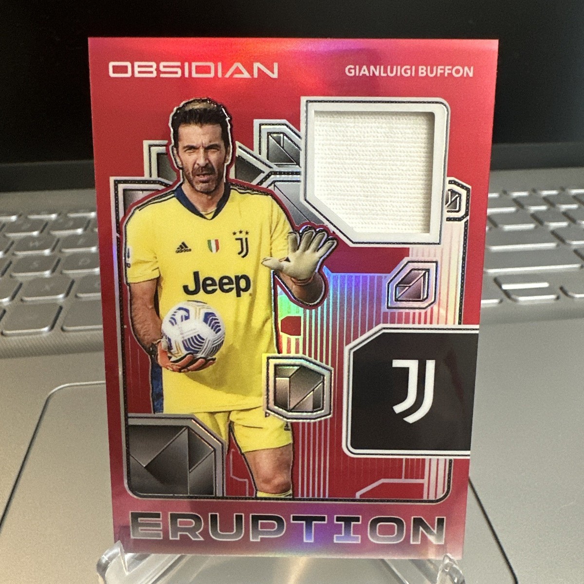 スポーツ選手 2020-21 PANINI OBSIDIAN SOCCER BUFFON Gianluigi Buffon 2020-21 Panini Obsidian Soccer Eruption Red