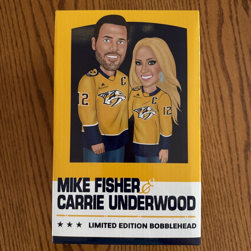 Carrie Underwood & Mike Fisher Bobblehead Nashville Predators Hockey NIB