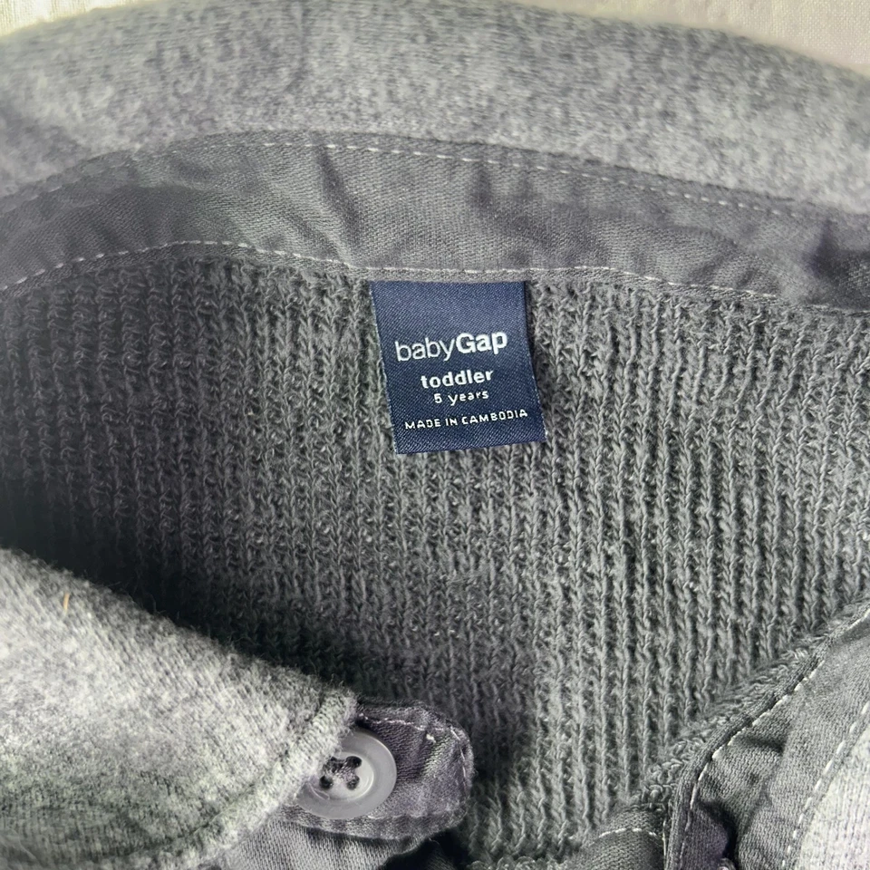 babyGap Pullover Sweater Toddler 5 Years Gray Button Placket Chest Pocket Cotton - Image 2 of 4