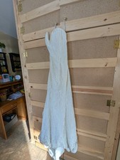 Ivory Lace Strapless Mermaid Wedding Dress with Train Sleeveless Classic Style