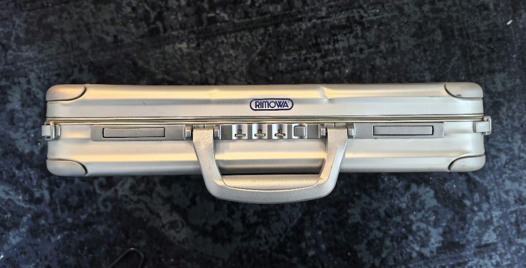 RIMOWA 90807 SV 　アタッシュケース ATTACHE シルバー Aluminum Attaché Briefcase | Silver | RIMOWA