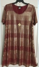 RED & GOLD METALLIC SPARKLE SHIFT DRESS - NWT - HOLIDAY DRESS - SZ 1X & 2X - HOT