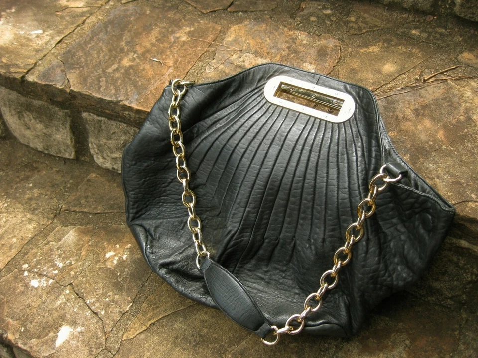 BCBG Max Azria большой масло мягкий черный кожаный Hobo сумка сумочка. MRSP $525 - Изображение 2 из 4