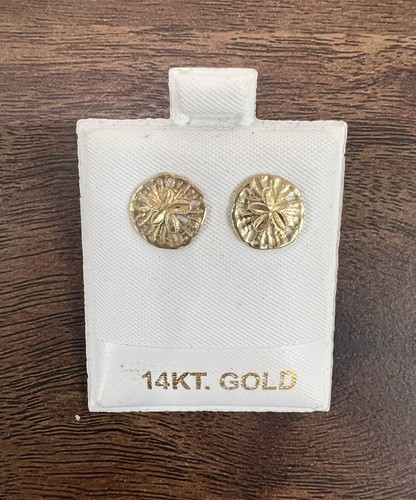 14k Solid Yellow Gold Diamond Cut Circle Sand Dollar Stud Hawaii Earrings - Picture 4 of 4