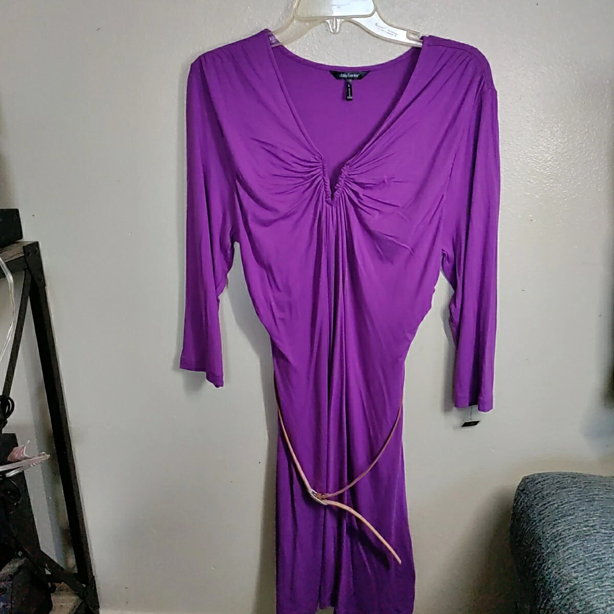 Picture 1 of 4