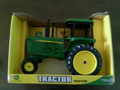 Vintage DIECAST 2002 ERTL 1:16th Scale John Deere 4450 Tractor, #15160