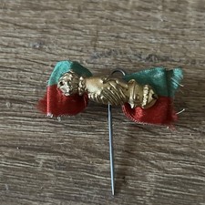 Shaking Hands With Bow Possibly French Foreign Legion Badge