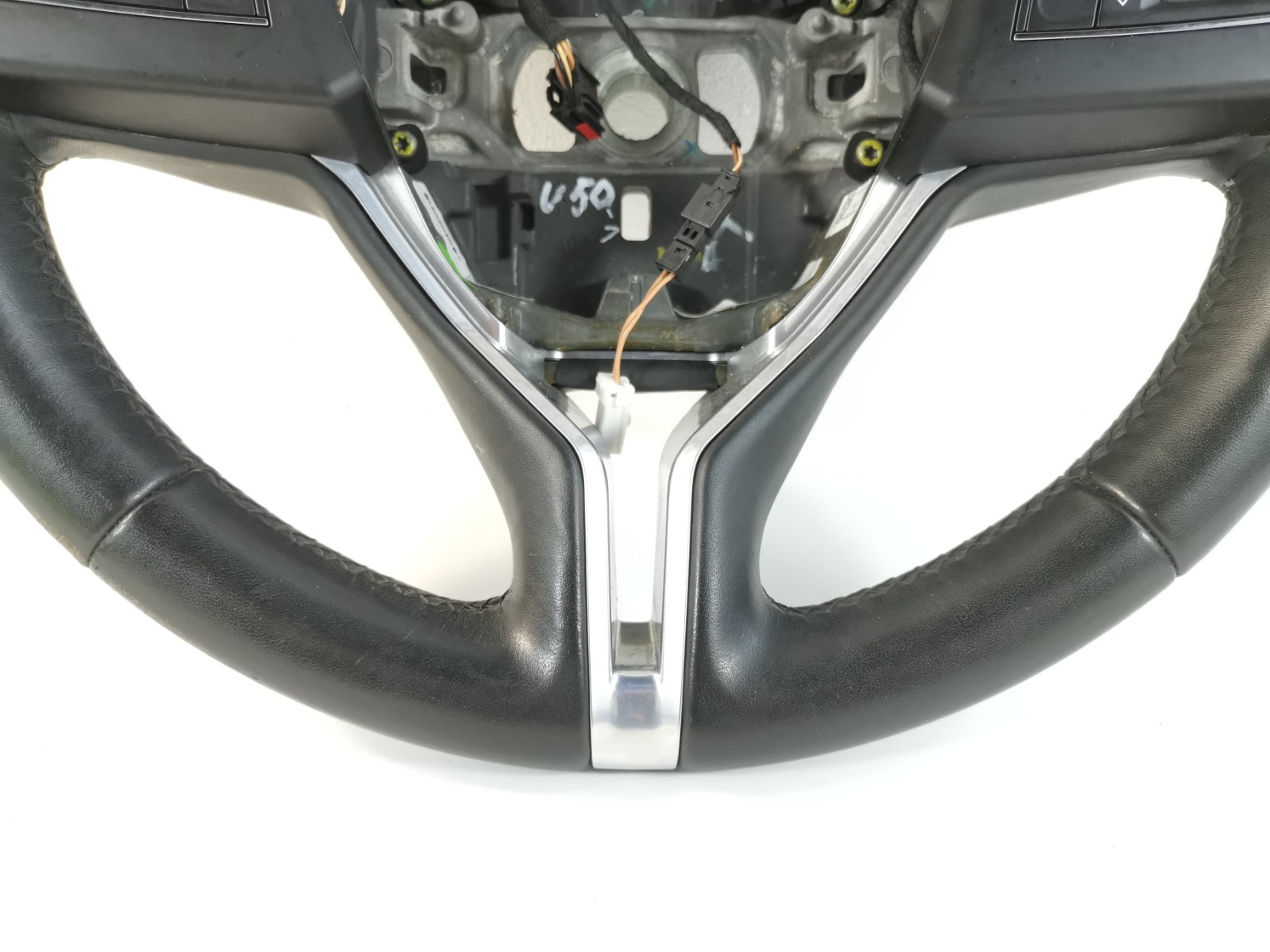Maserati Levante 2017 Steering wheel P/N 670087613