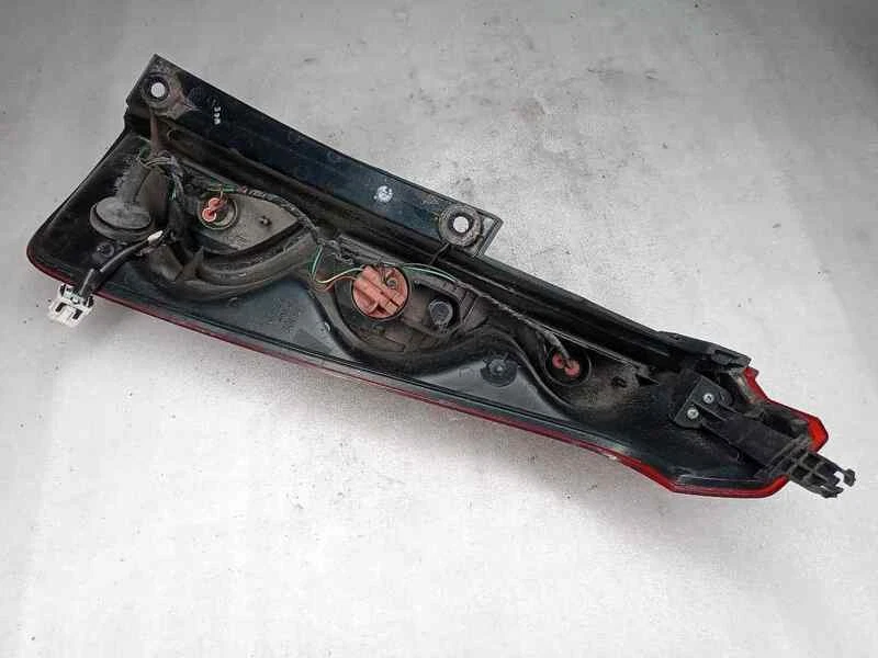 22016752 piloto trasero izquierdo para NISSAN NOTE (E11E) VISIA 2006 506074 - Imagen 2 de 4