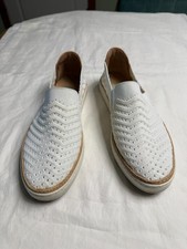 UGG Libu Knit Slip-On Sneakers  White Casual Women  s 7 Shoe