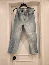 Abercrombie  Fitch Cropped Wide Leg, Ultra High Rise, Raw Hem Jeans. Size 27