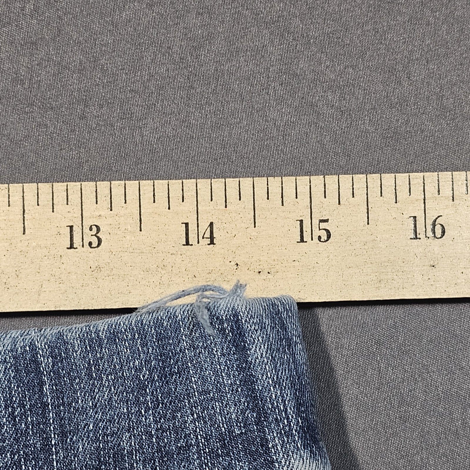 Signature Levi Strauss Totally Shaping Pull-On Skinny Blue Womens Denim 12S thumbnail 10