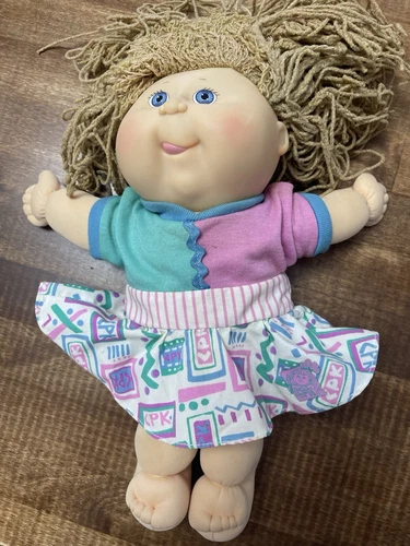 1991 “pretty Crimp And Curle” Signed Cabbage Patch Doll