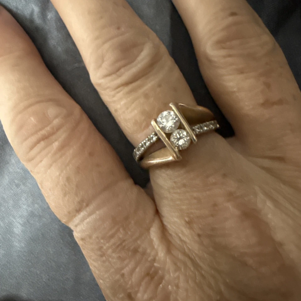 Винтажное обручальное кольцо на заказ. Кольцо из желтого золота/белого золота с бриллиантом - Изображение 4 из 4