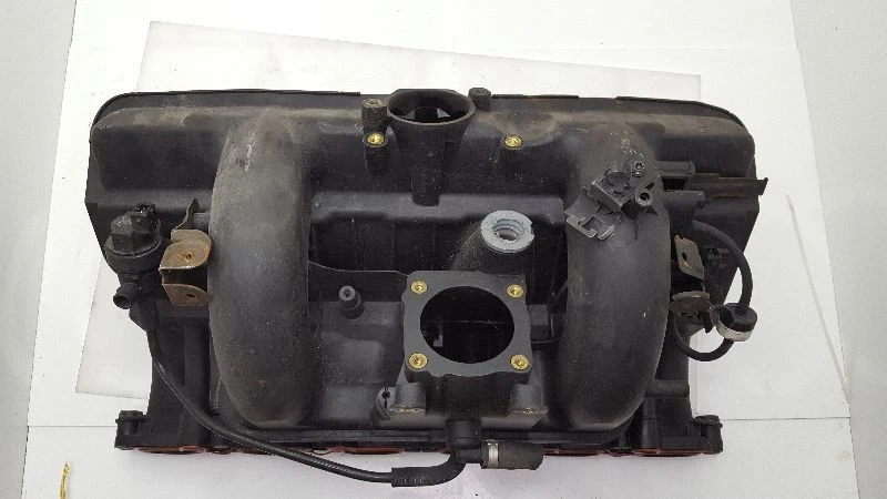 BMW Z3 2.5L Intake Manifold 2001 - 2002 - Image 2 of 4