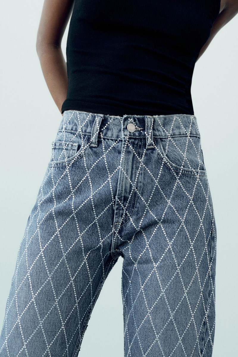 Zara TRF Mid Rise Rhinestone Jeans Beaded Denim Straight Leg Zara TRF Mid Rise Rhinestone Jeans Beaded Denim Straight Leg