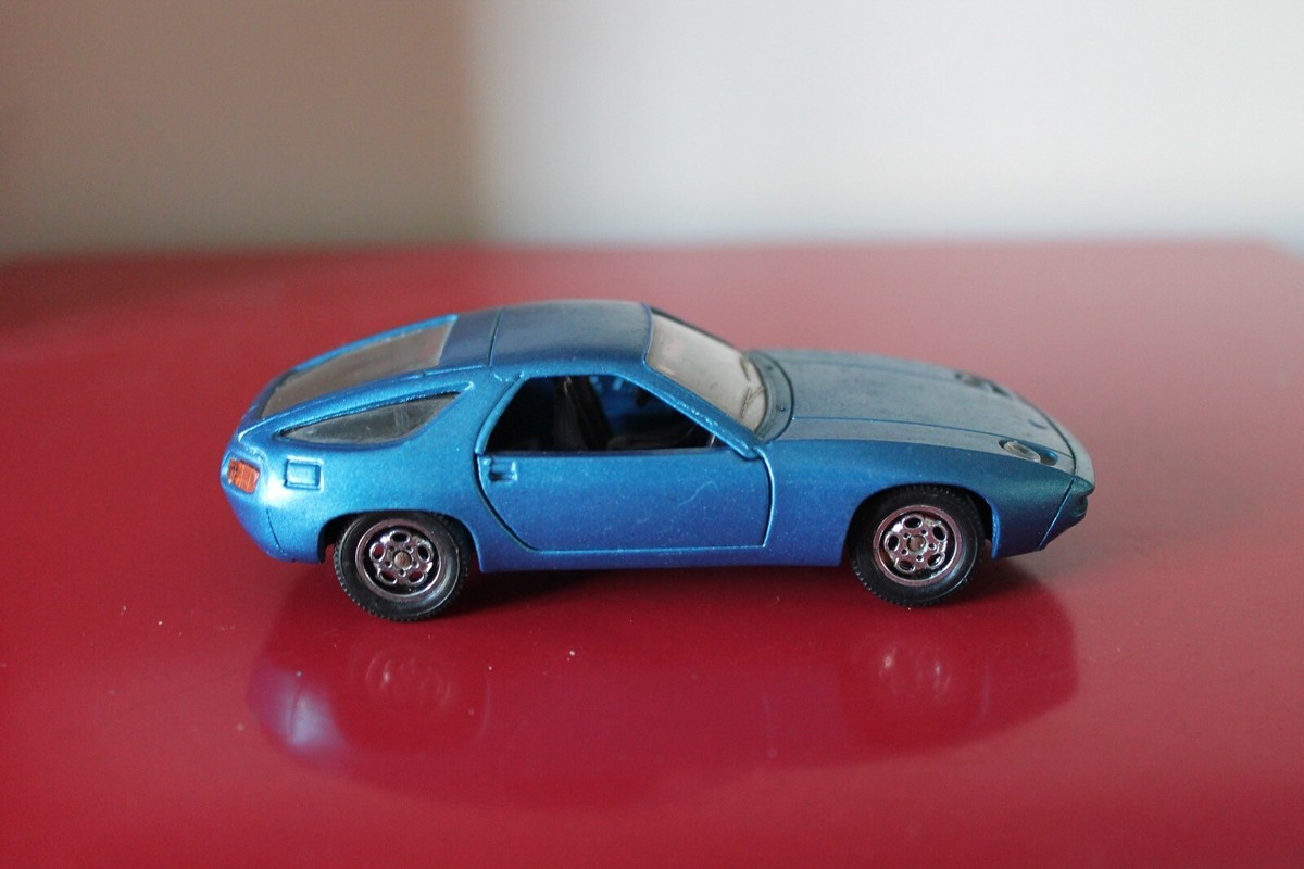 Solido 4” PORSCHE 926 Metallic BLUE Diecast CAR Used 1/43 HI