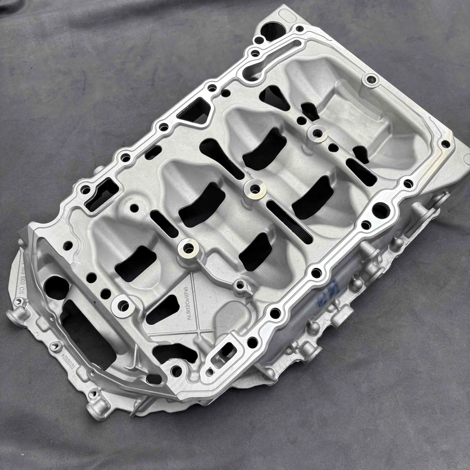 Engine Oil Sump Pan For 2018-2024 Volkswagen Tiguan 2.0L 06K103603CT 06K103603CS — 第 2/4 张图片