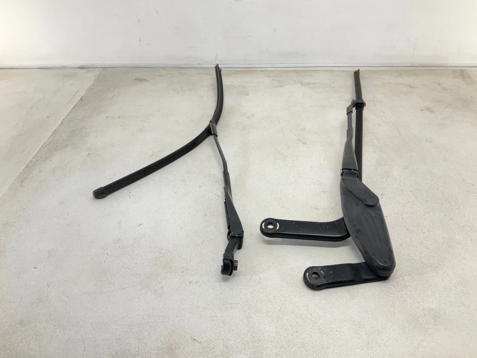 00-06 MERCEDES-BENZ CL-Class CL500 Front Windshield Left & Right Wiper Arm - Image 3 of 4